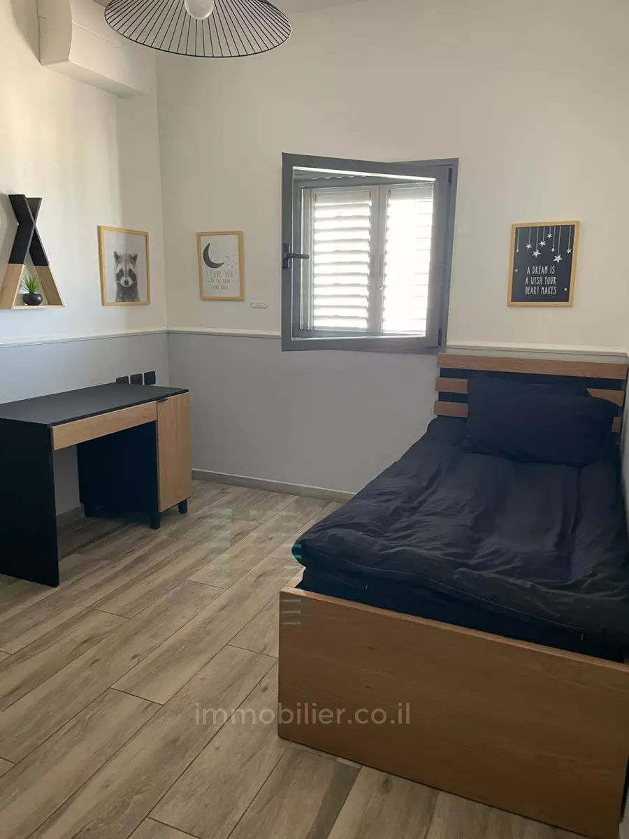 Apartment 5 Rooms Ashdod Mar 511-IBL-1671