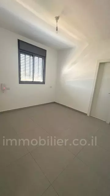 Apartment 4 rooms Ashkelon Agamim 511-IBL-1674