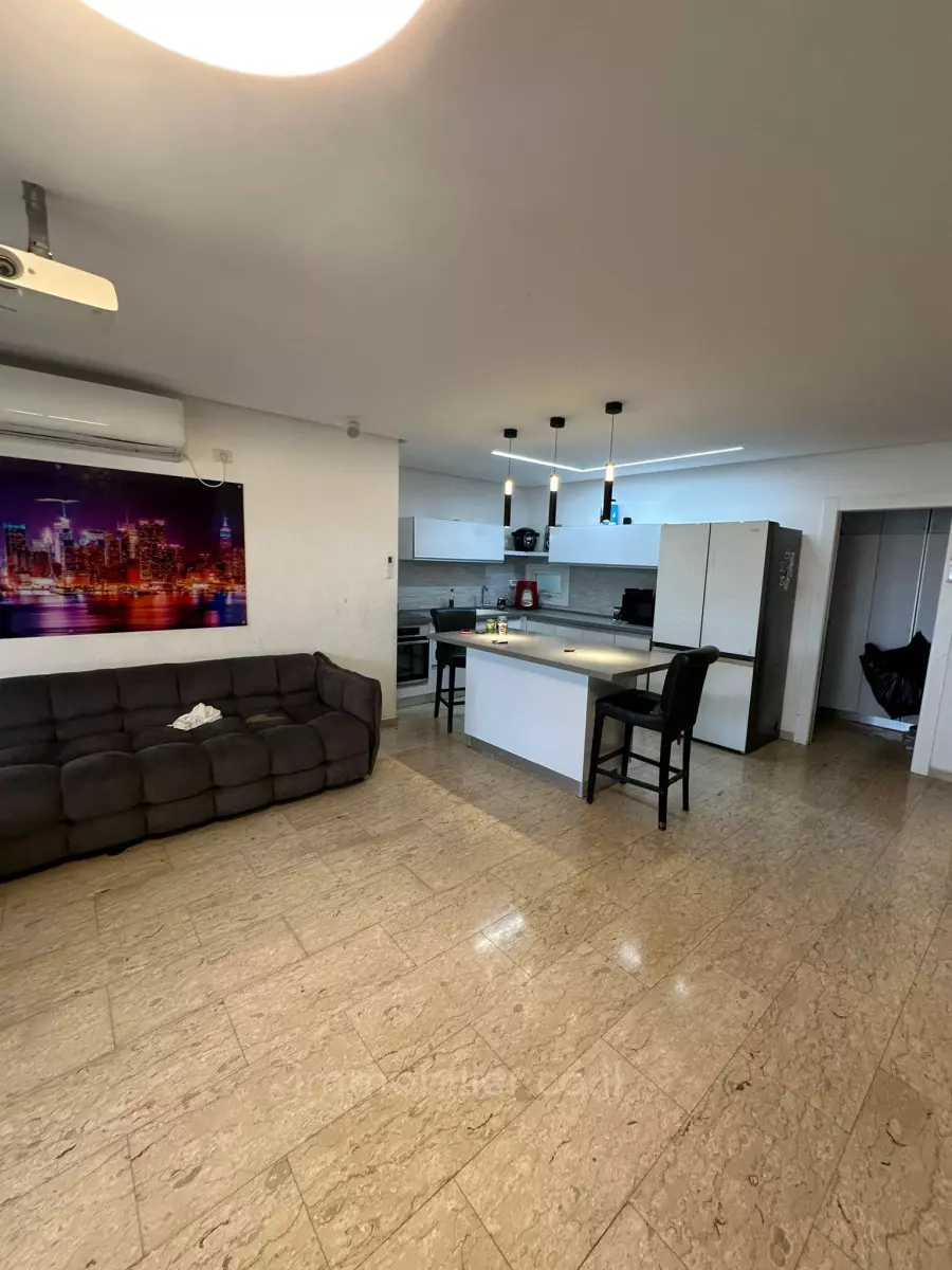 Ground floor 6 rooms Ashdod Tet vav 511-IBL-1681