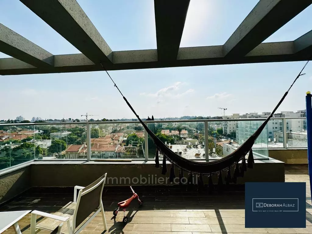 Penthouse 5.5 rooms Raanana Near center 522-IBL-8