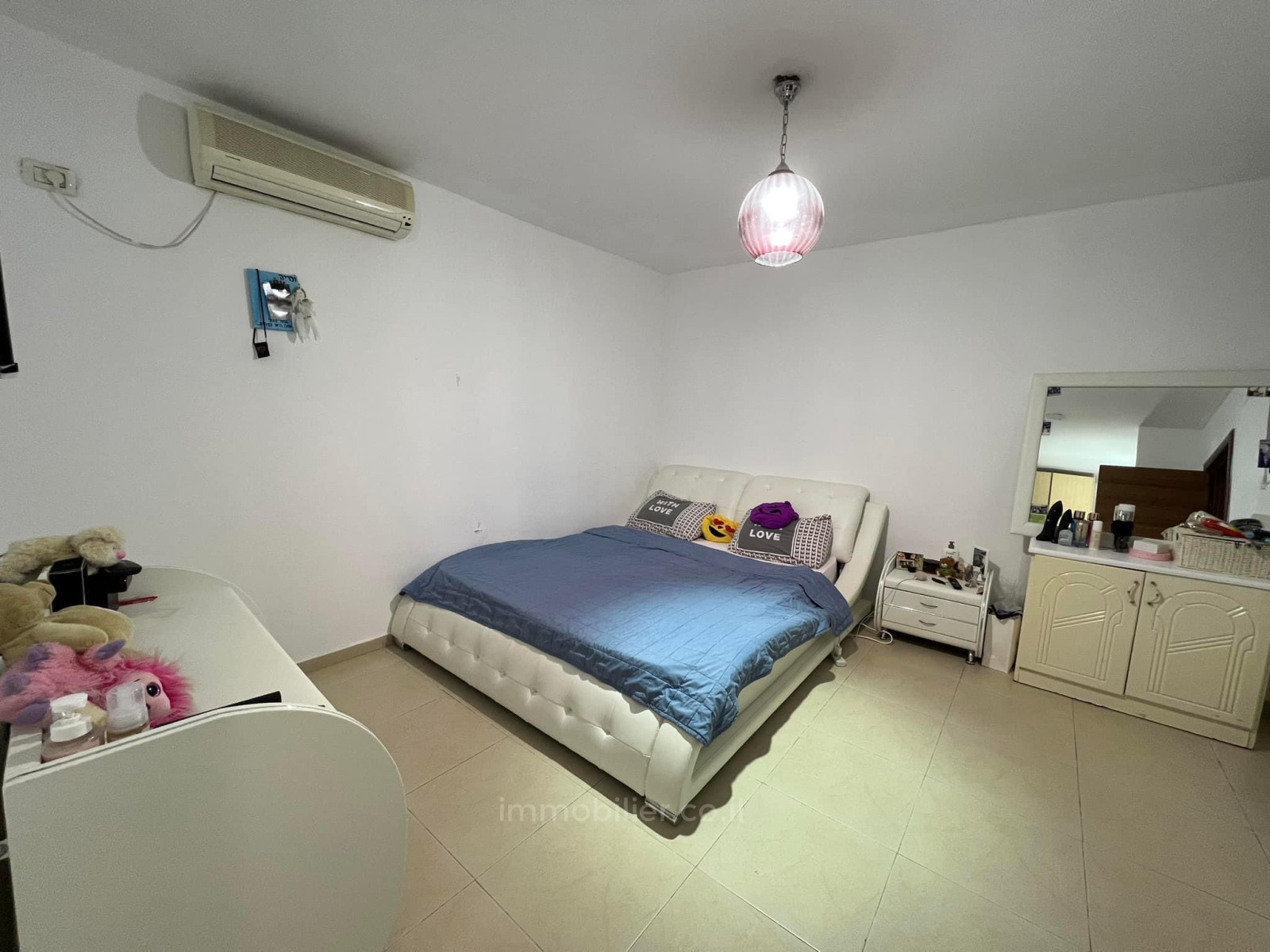 Apartment 4 Rooms Jerusalem Ramat Sharet 524-IBL-38