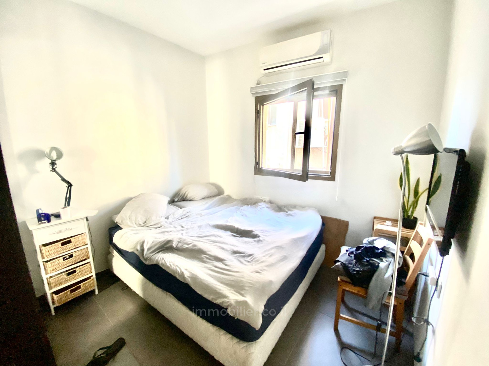 Apartment 4 Rooms Tel Aviv Hatsafon hayachan 526-IBL-26