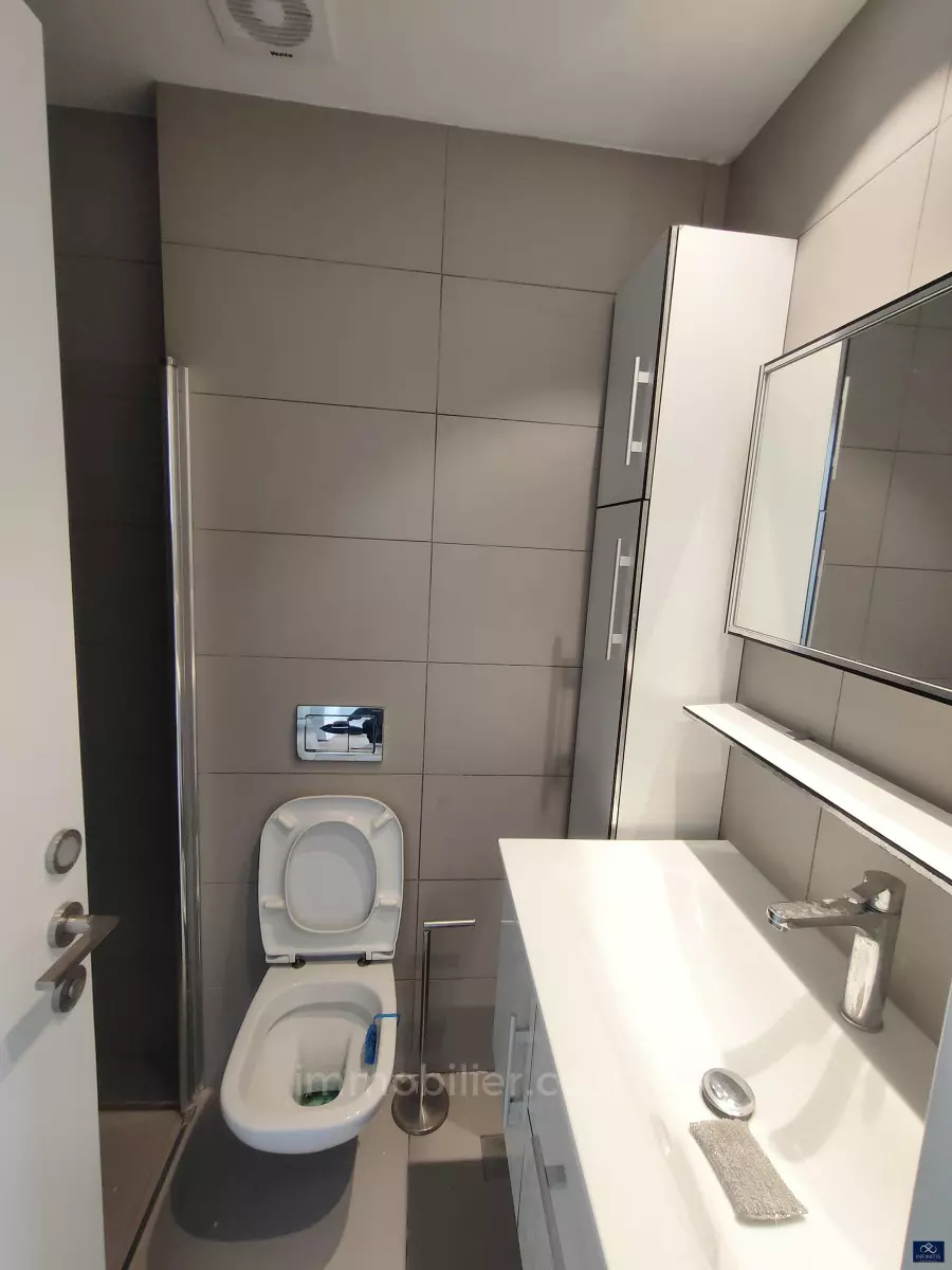 Apartment 3 rooms Tel Aviv Kerem Hatemanim 527-IBL-125