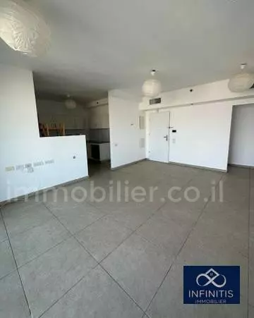 Penthouse 3 rooms Bat yam Bat yam 527-IBL-128