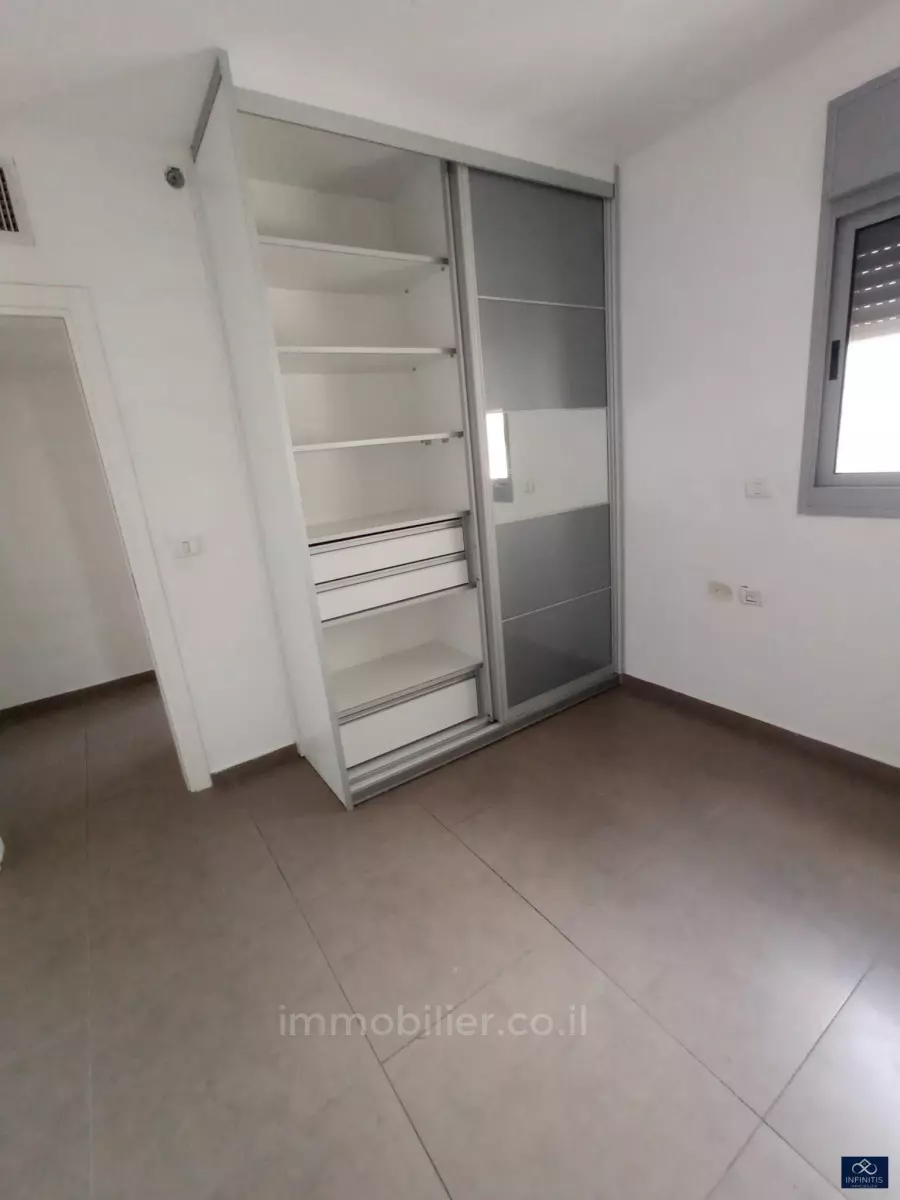 Apartment 4 rooms Ashkelon City 527-IBL-135