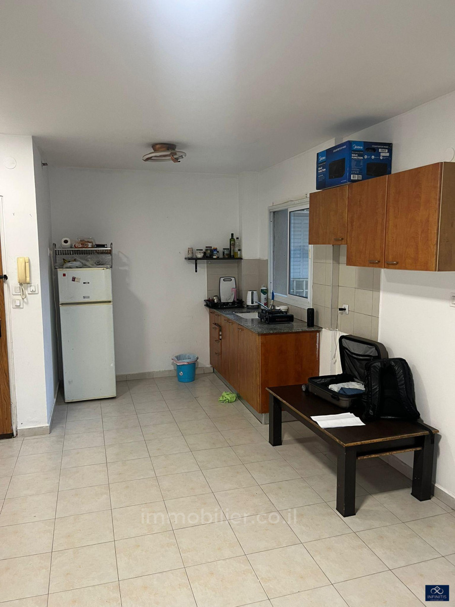 Apartment 3 Rooms Ashkelon City 527-IBL-137