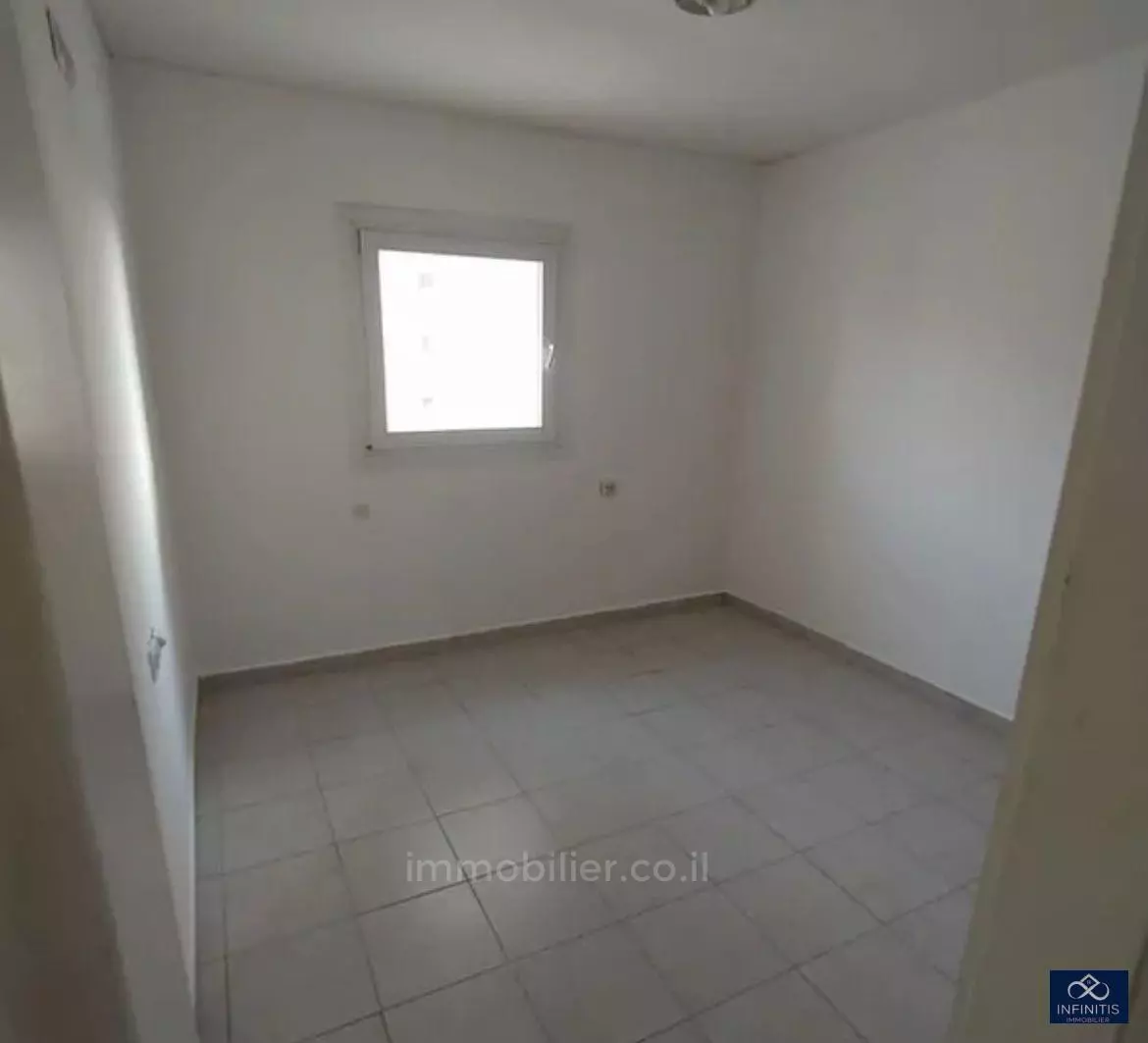 Apartment 3 rooms Ashkelon City 527-IBL-137