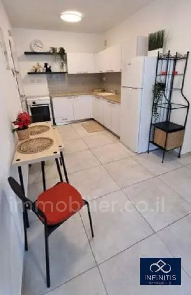 Apartment 3 rooms Tel Aviv Neve Shaanan 527-IBL-57