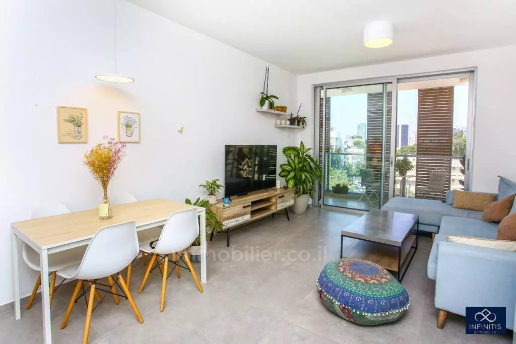 Apartment 3 rooms Tel Aviv Lev Tel-Aviv 527-IBL-77