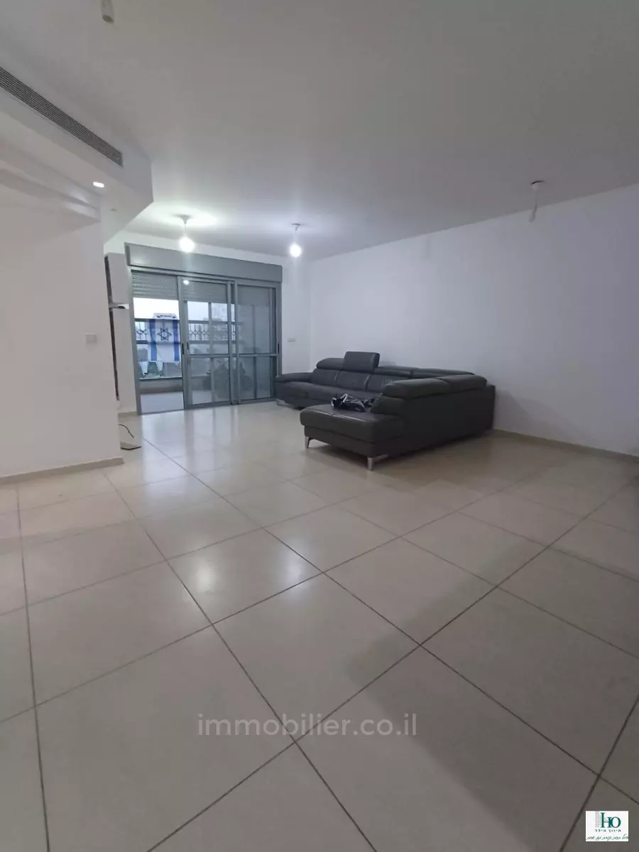 Apartment 5 Rooms Ashkelon Barnea 529-IBL-45