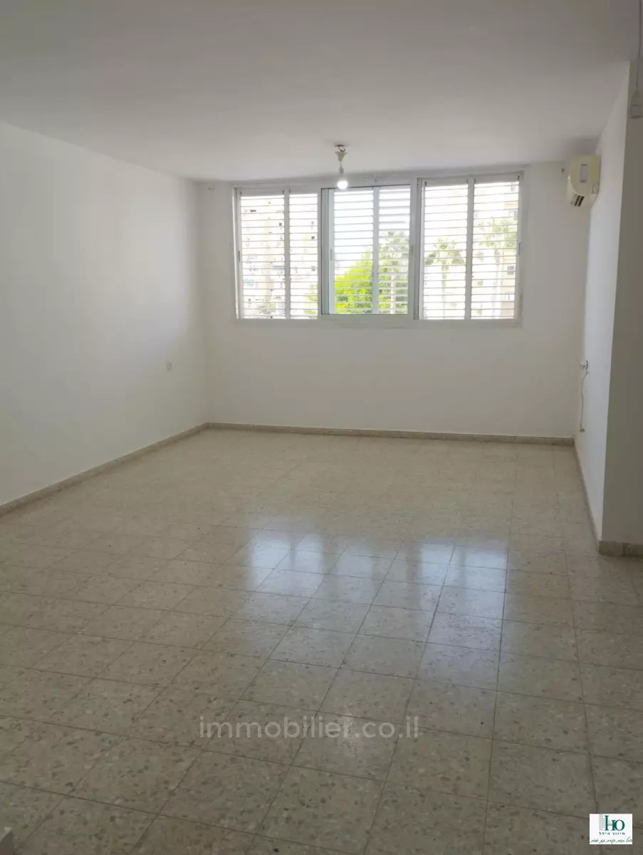 Apartment 3 Rooms Ashkelon Neot 529-IBL-54