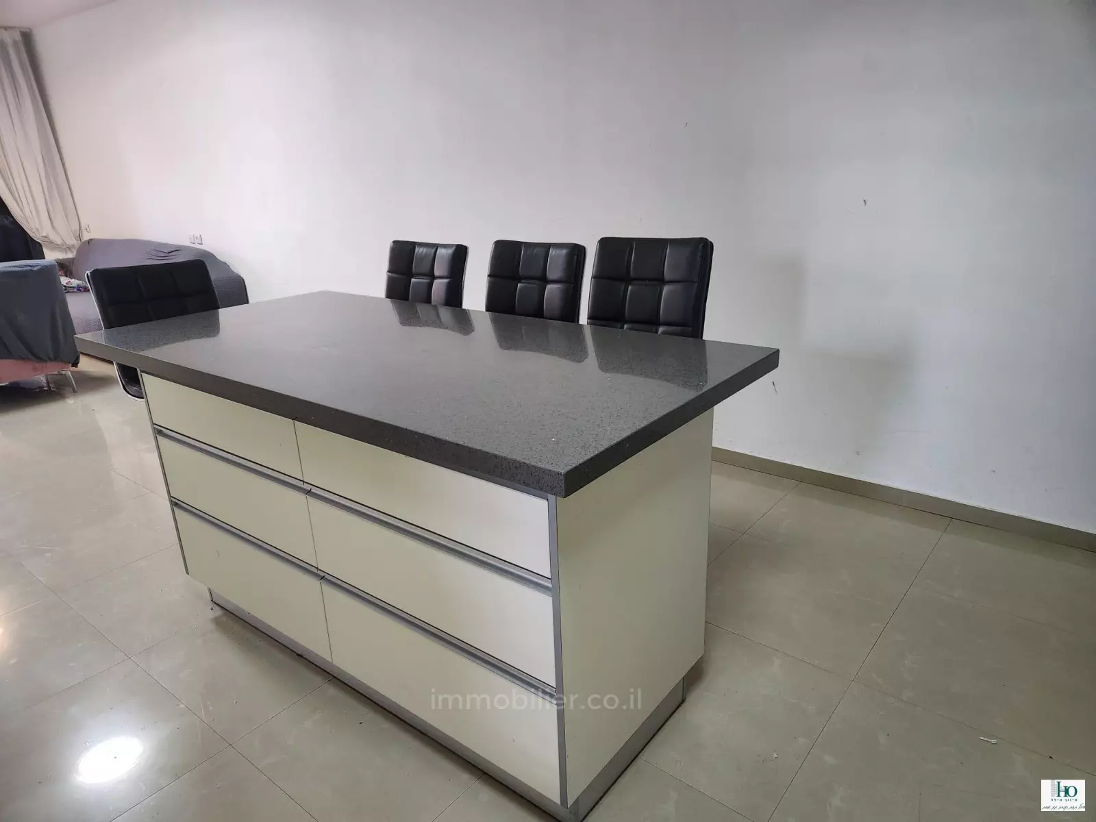 Apartment 4 Rooms Ashkelon Barnea 529-IBL-70