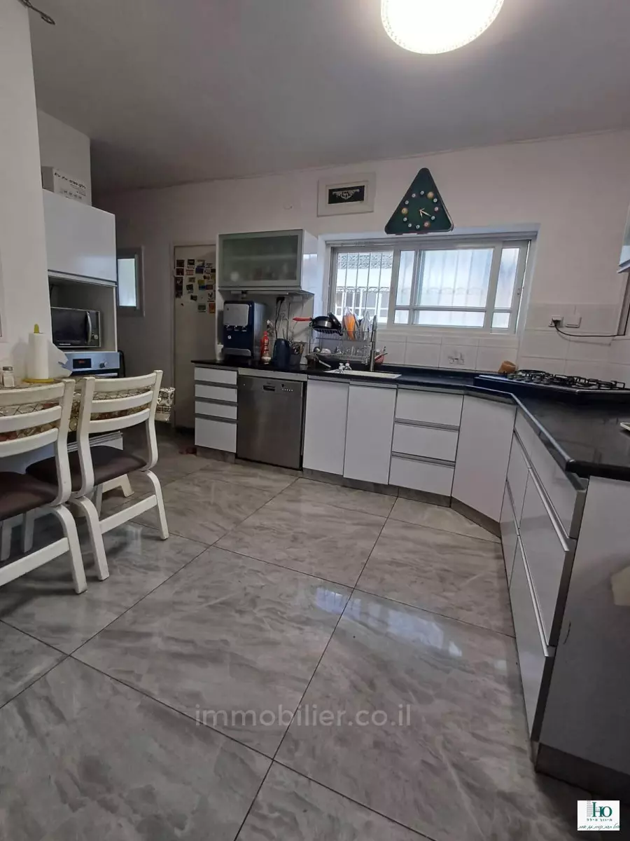 Villa 5 Rooms Ashkelon Barnea 529-IBL-72