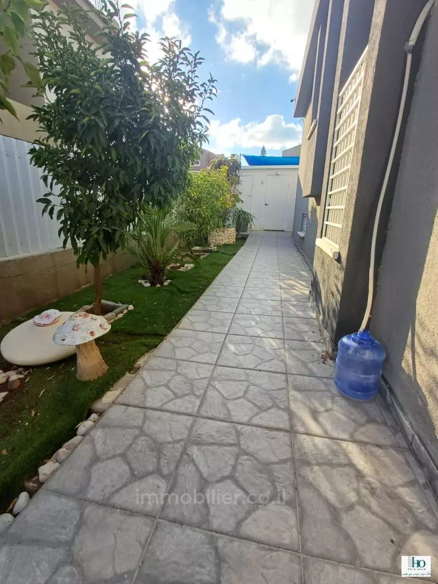 Villa 5 Rooms Ashkelon Barnea 529-IBL-72