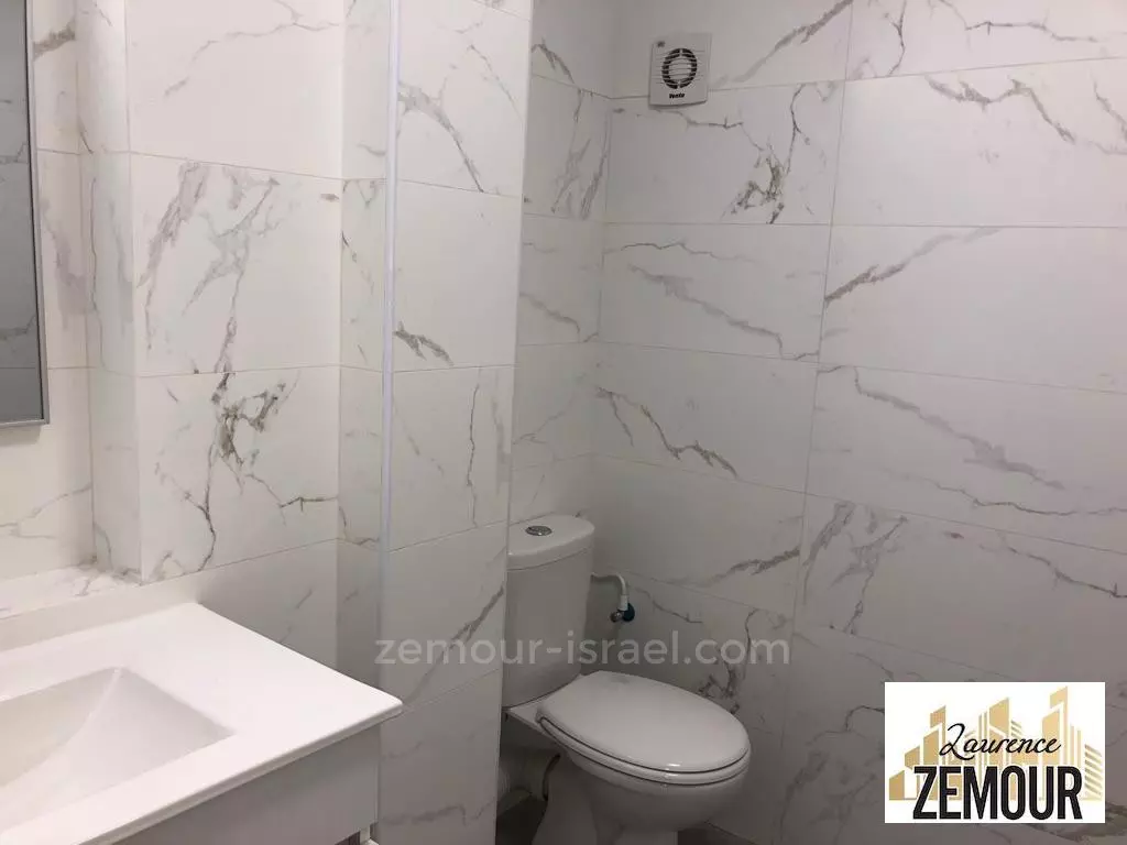 Apartment 4 rooms Kfar Saba Kfar Saba 60-IBL-1248