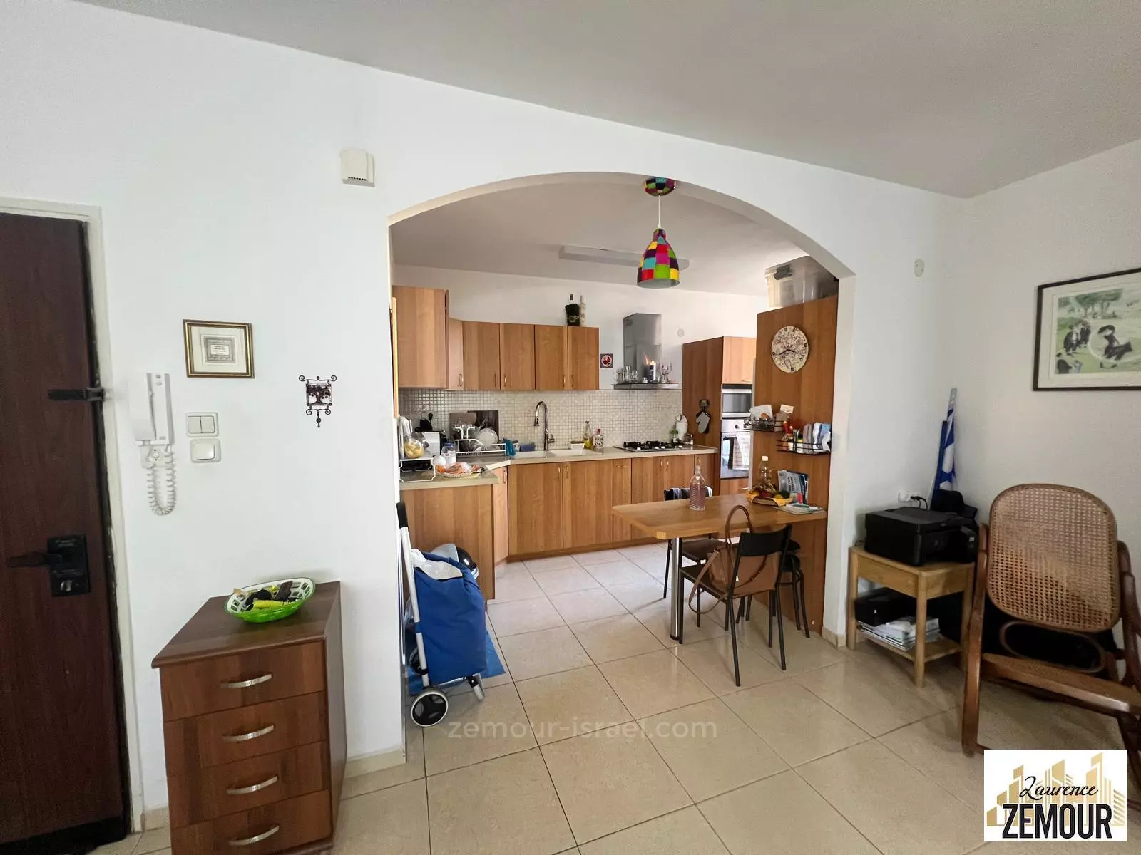 Apartment 3 rooms Herzliya City center 60-IBL-1375