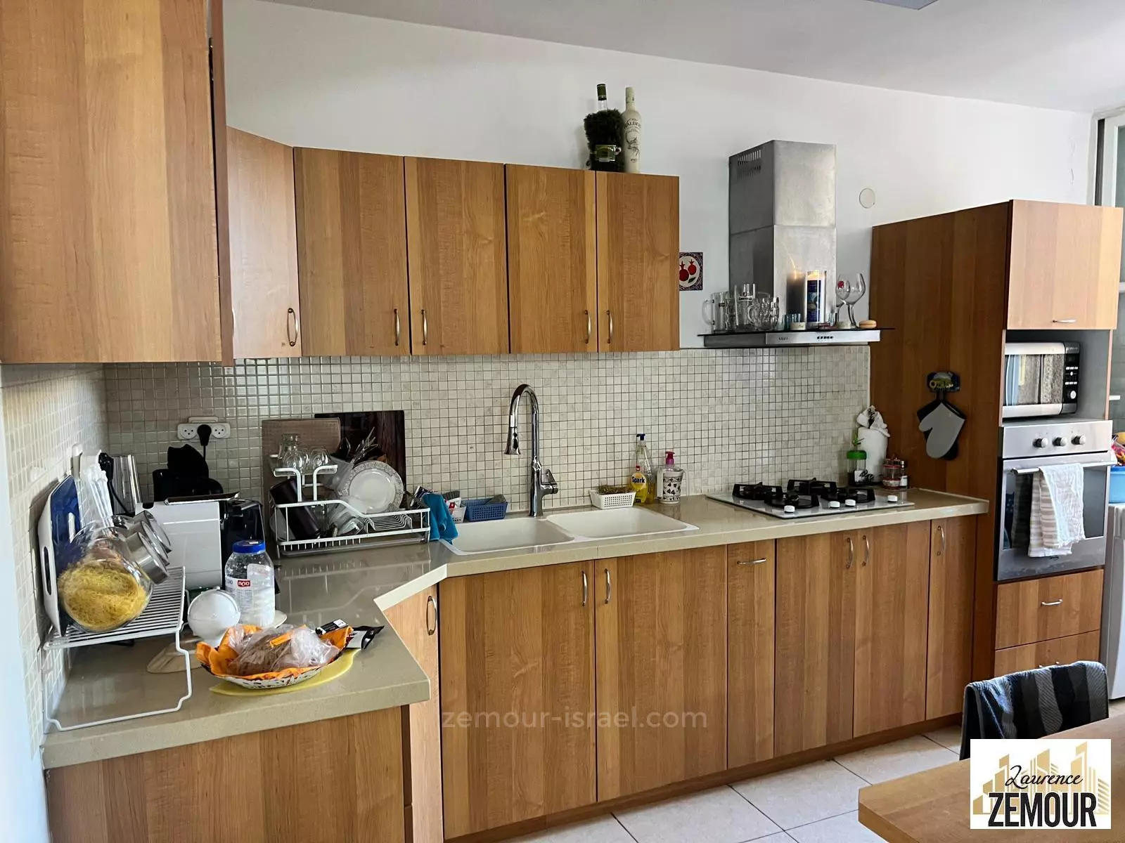 Apartment 3 rooms Herzliya City center 60-IBL-1375