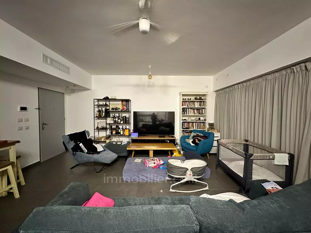 Apartment 4 rooms Tel Aviv Florentine 601-IBL-10