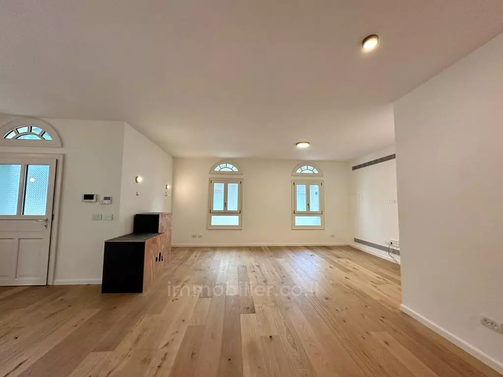 Ground floor 5 Rooms Tel Aviv Neve Tsedek 601-IBL-14