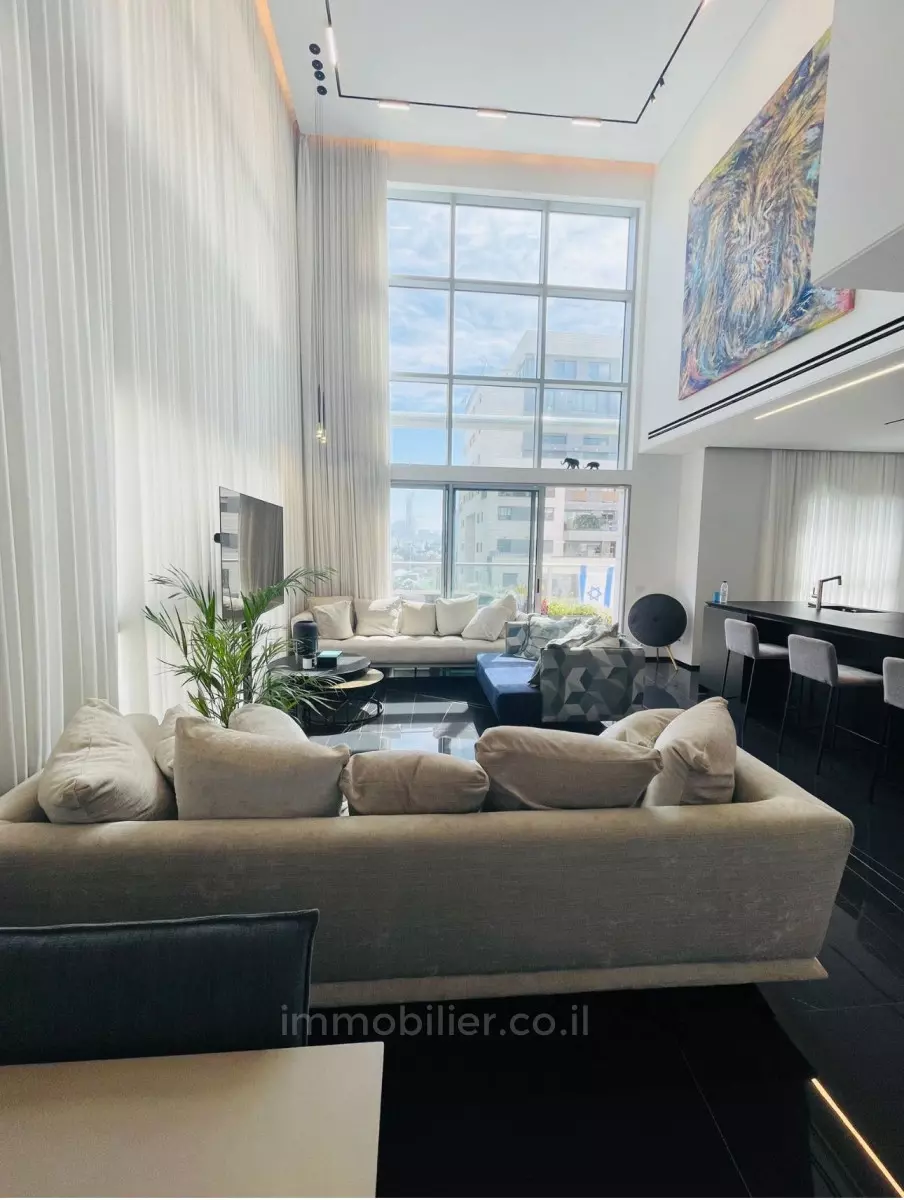 Duplex 6 Rooms Tel Aviv Tochnit lamed 601-IBL-20