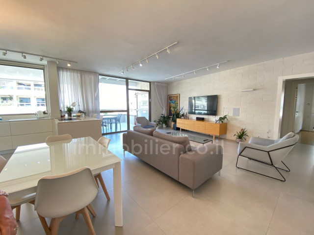 For sale Apartment Tel Aviv