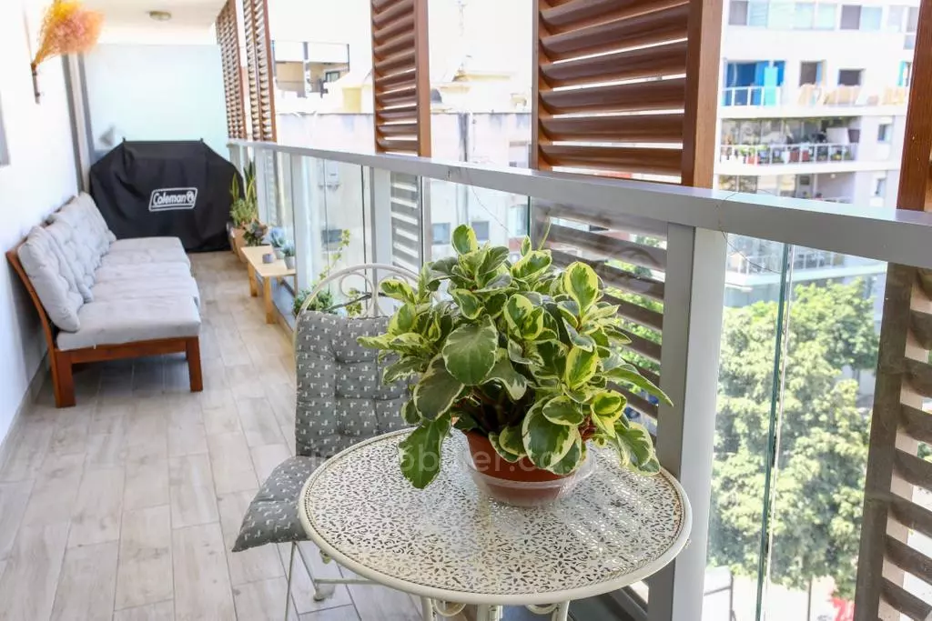 Apartment 3 Rooms Tel Aviv Neve Shaanan 601-IBL-31