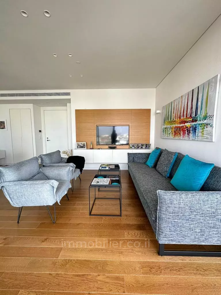 Apartment 5 Rooms Tel Aviv North Sea Quarter 601-IBL-35