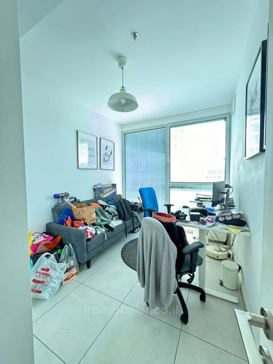 Apartment 4 Rooms Tel Aviv Montifiory 601-IBL-40