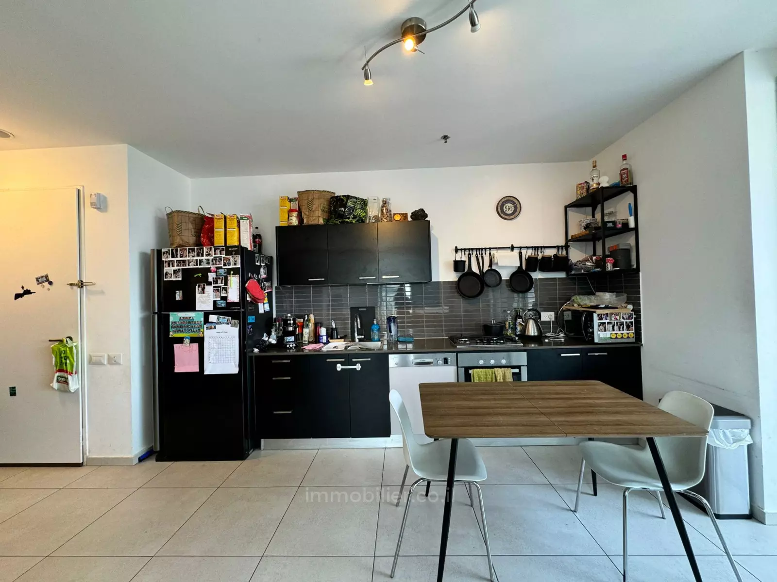 Apartment 4 Rooms Tel Aviv Montifiory 601-IBL-40