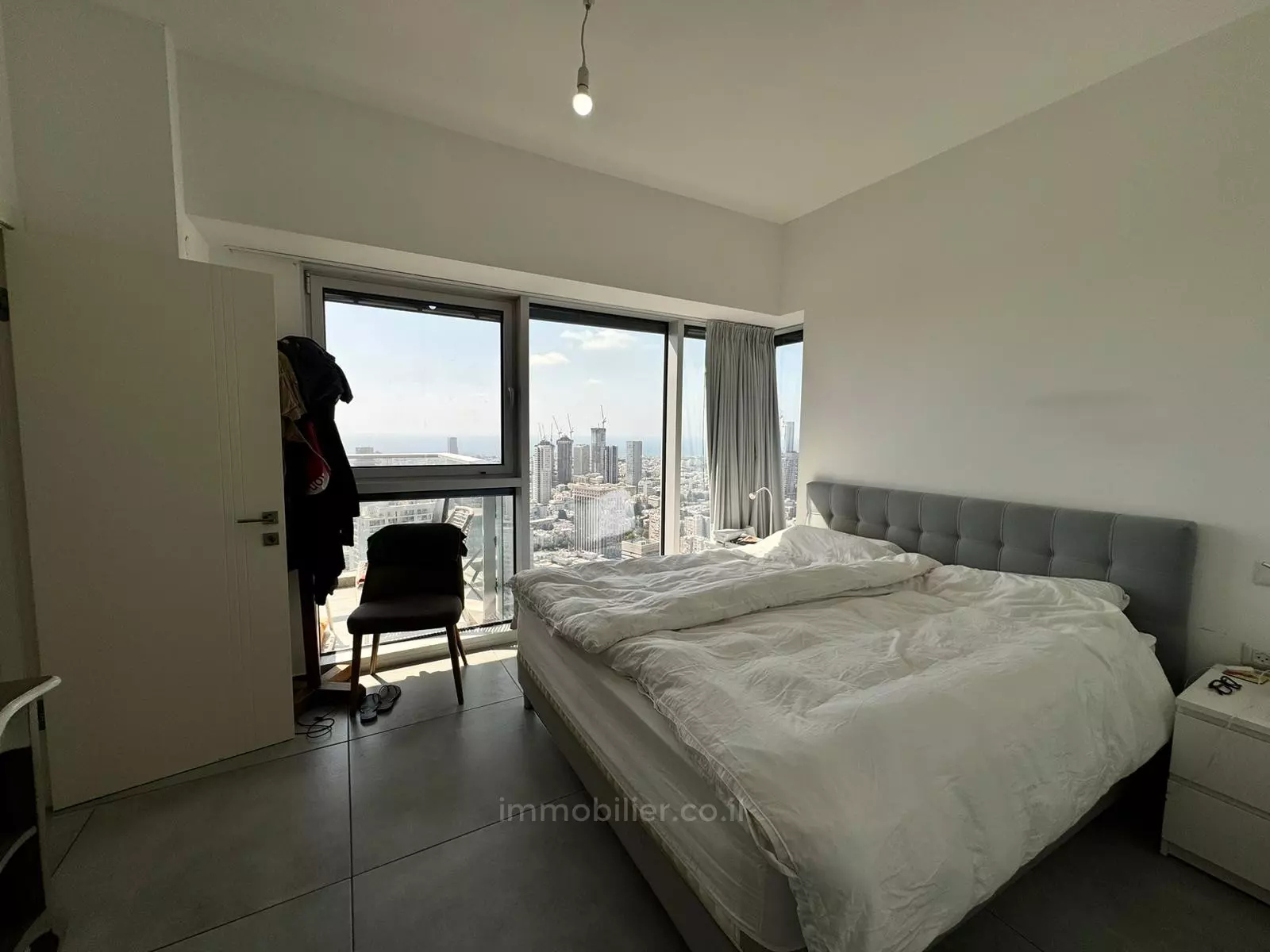 Apartment 4 Rooms Tel Aviv Hakirya 601-IBL-41