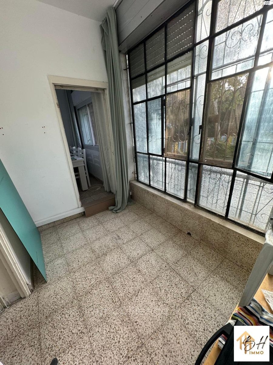 Apartment 4 Rooms Jerusalem Kiryat Yovel 630-IBL-5