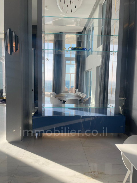 For sale Penthouse Tel Aviv