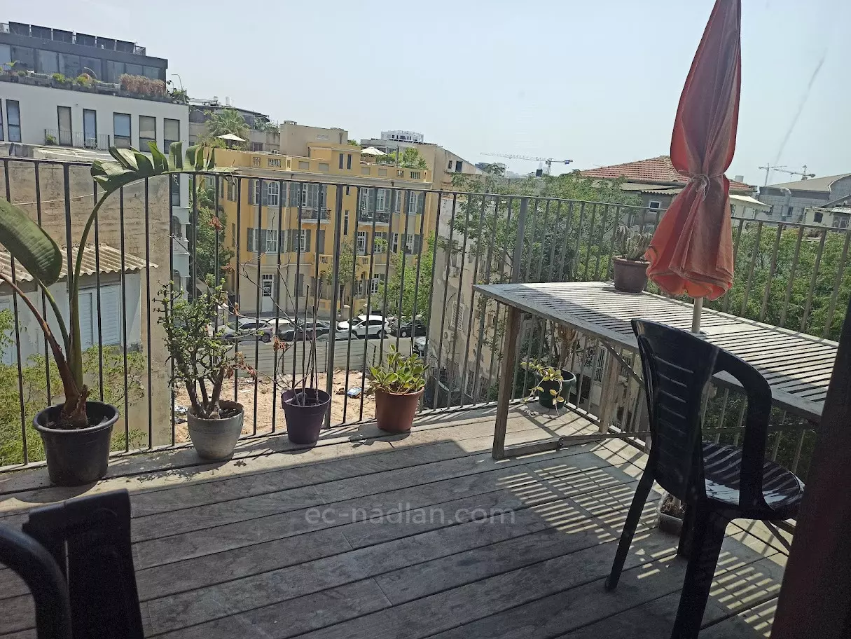 Apartment 3 rooms Tel Aviv Levontin 83-IBL-2537