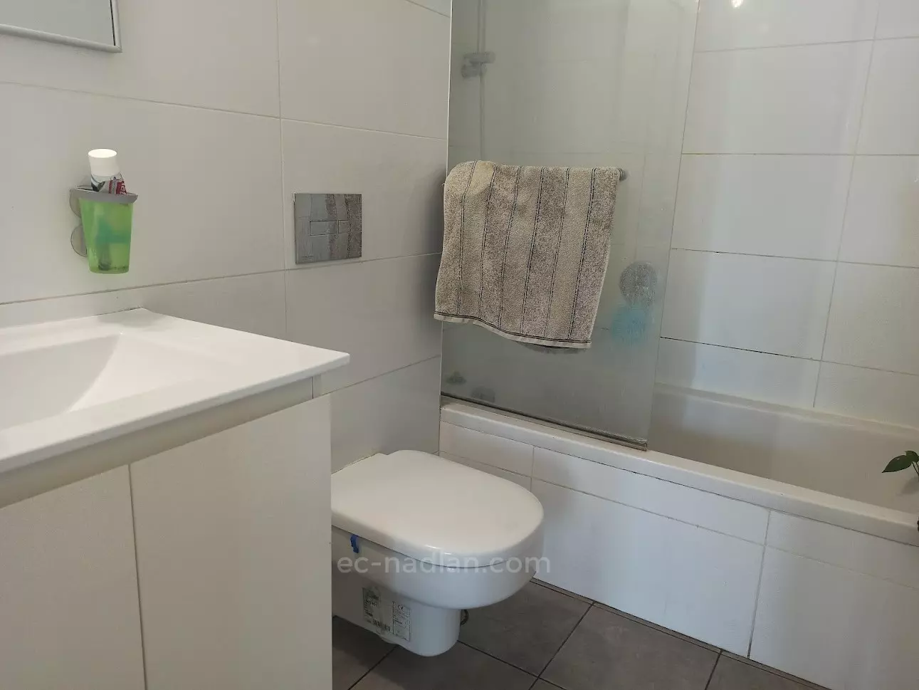 Apartment 3 rooms Tel Aviv Levontin 83-IBL-2537