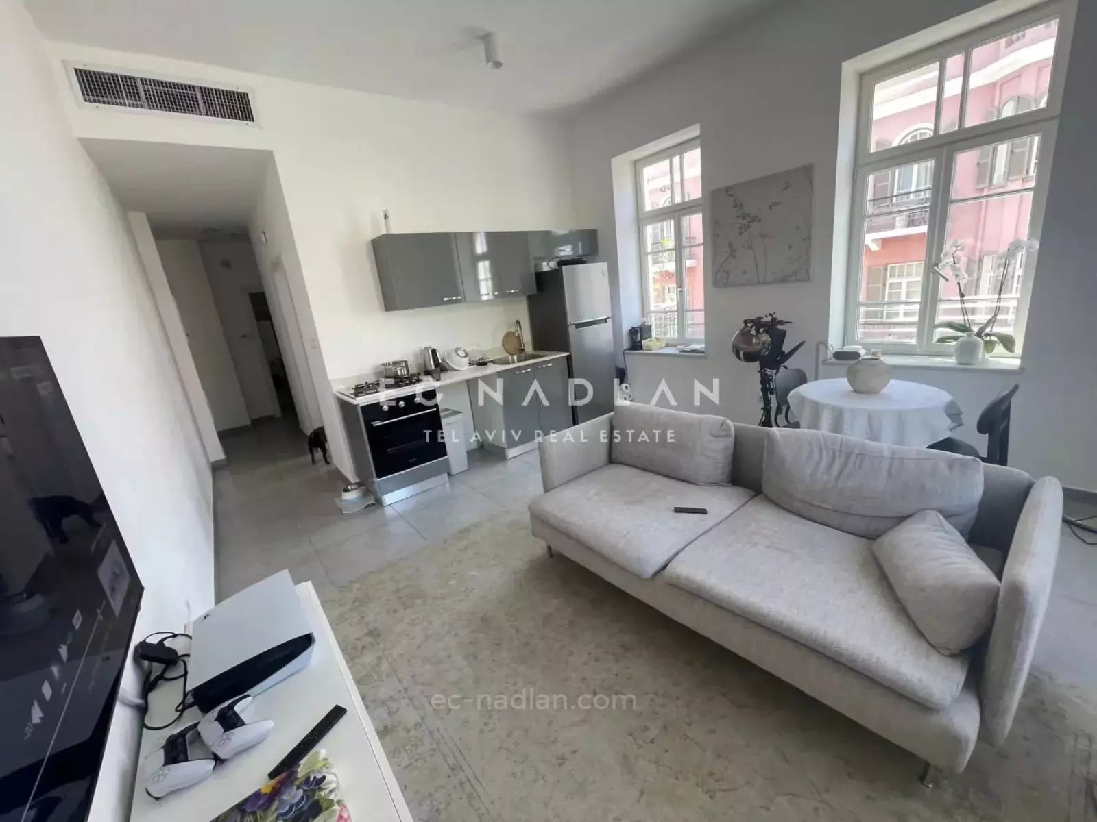 Apartment 3 rooms Tel Aviv Nahalat binyamin 83-IBL-2540