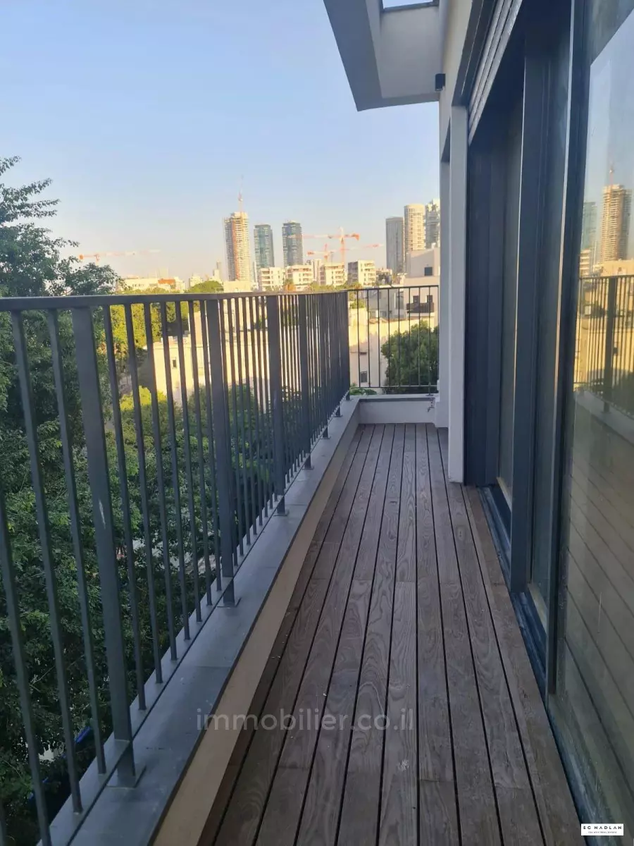 Apartment 4 Rooms Tel Aviv Nordau 83-IBL-2546