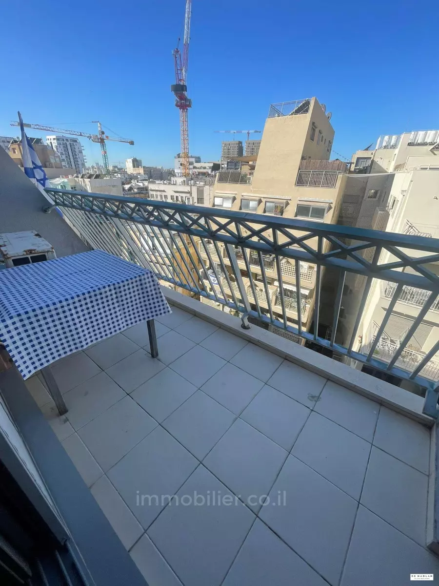 Apartment 1.5 Rooms Tel Aviv Florentine 83-IBL-2548