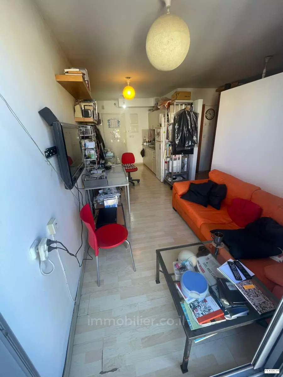 Apartment 1.5 Rooms Tel Aviv Florentine 83-IBL-2548